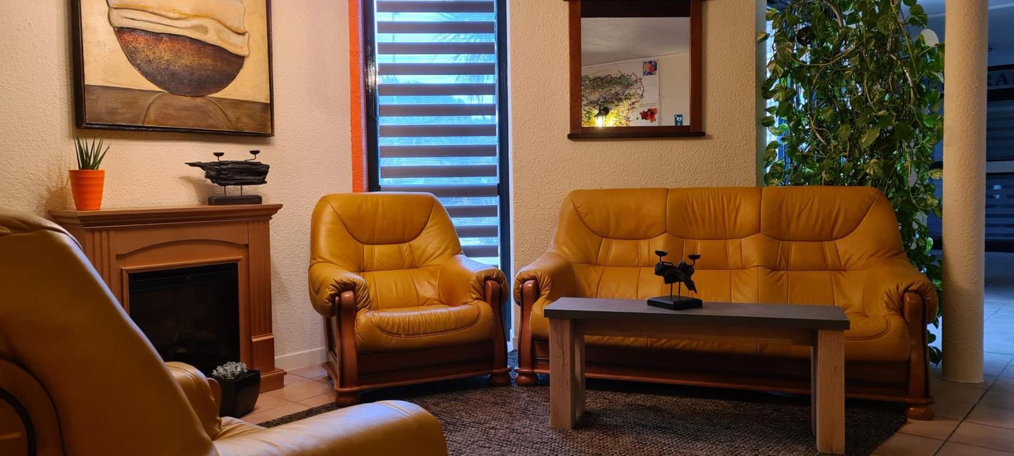 Hotel L'Etoile Aeroport - A61 卡尔卡松 外观 照片