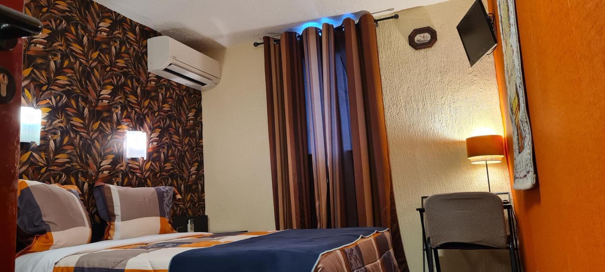 Hotel L'Etoile Aeroport - A61 卡尔卡松 外观 照片